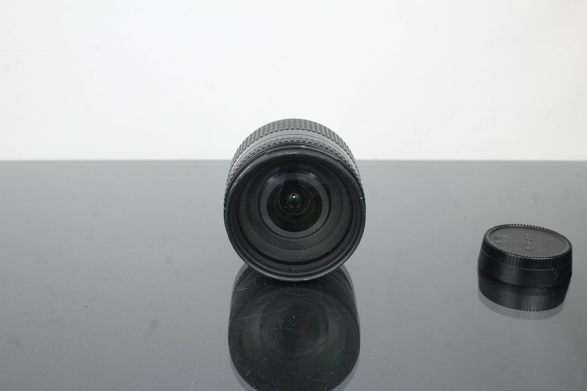 Nikon AF Nikkor 24 - 120mm 1:3.5 - 5.6 D (Nikon F mount) - Dutch|Thrift