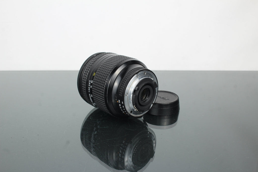 Nikon AF Nikkor 24 - 120mm 1:3.5 - 5.6 D (Nikon F mount) - Dutch|Thrift