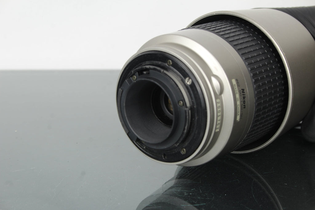 Nikon AF Nikkor 70 - 300mm 1:4 - 5.6 G (F - Mount) - Dutch|Thrift