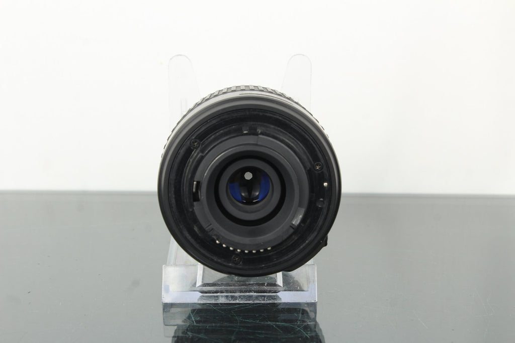 Nikon AF - S 18 - 55mm 1:3.5 - 5.6 DX lens (F - mount) - Dutch|Thrift