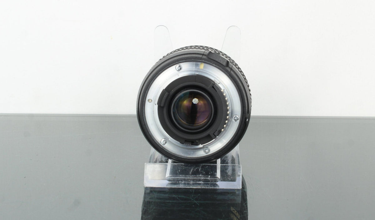 Nikon AF - S 18 - 70mm 1:3.5 - 4.5G Nikon AF Mount - Dutch|Thrift