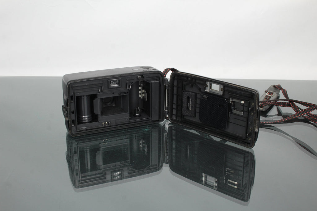 Nikon AW35 - Dutch|Thrift