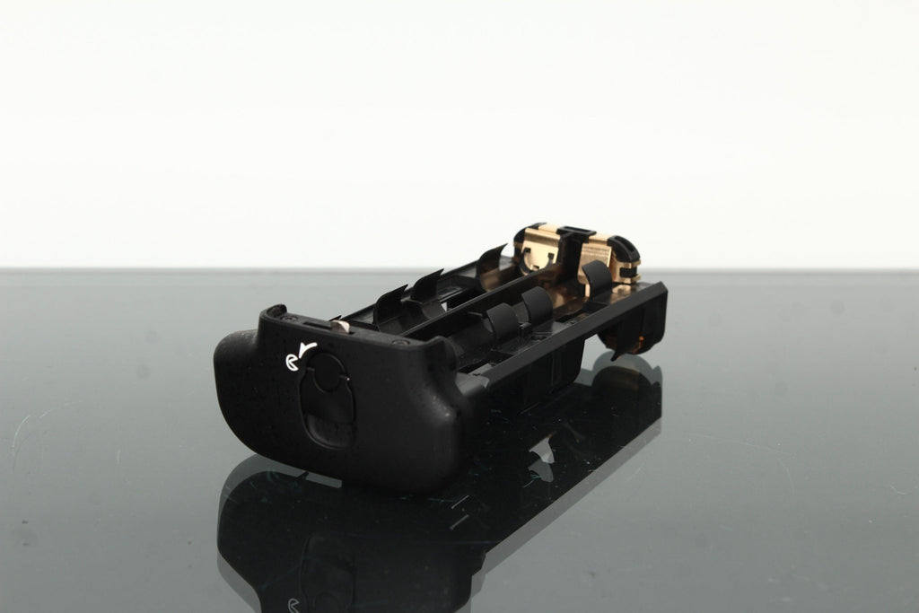 Nikon Battery Holder - Dutch|Thrift