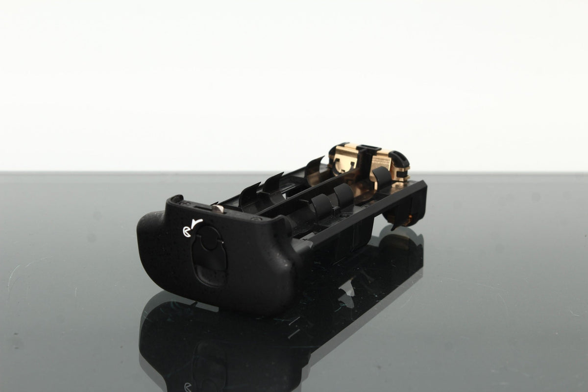 Nikon Battery Holder - Dutch|Thrift