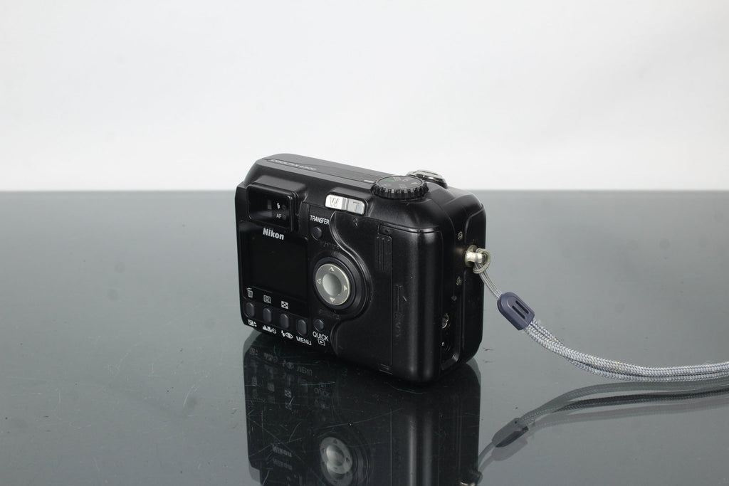 Nikon Coolpix 4300 - Dutch|Thrift