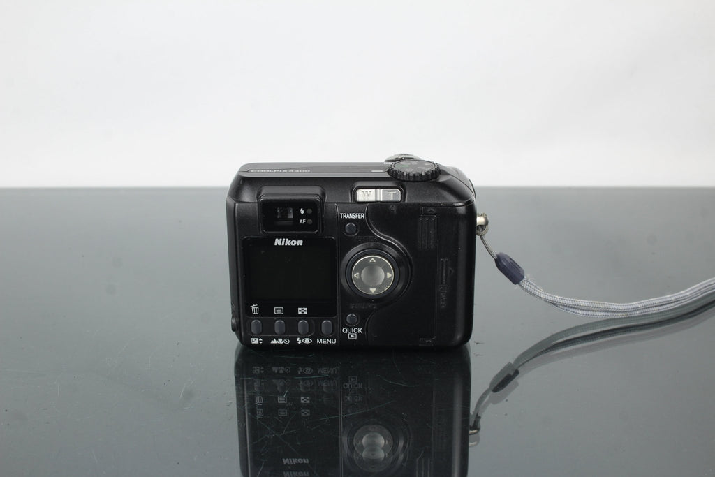 Nikon Coolpix 4300 - Dutch|Thrift