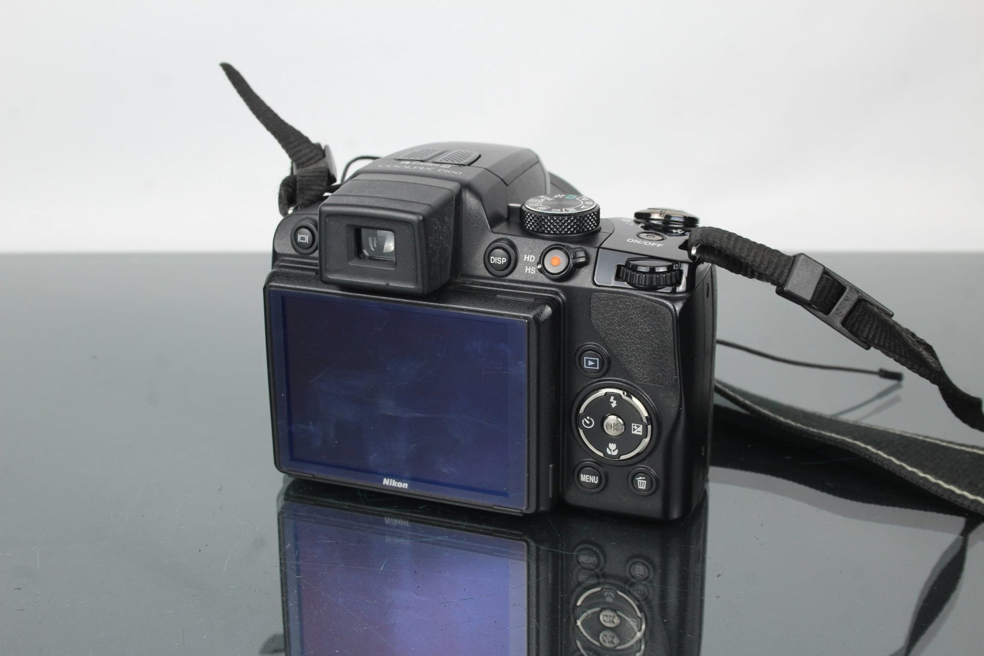 Nikon Coolpix P100 - Dutch|Thrift