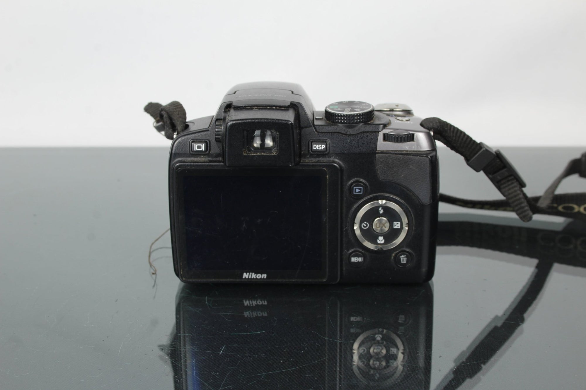 Nikon Coolpix P80 - Dutch|Thrift