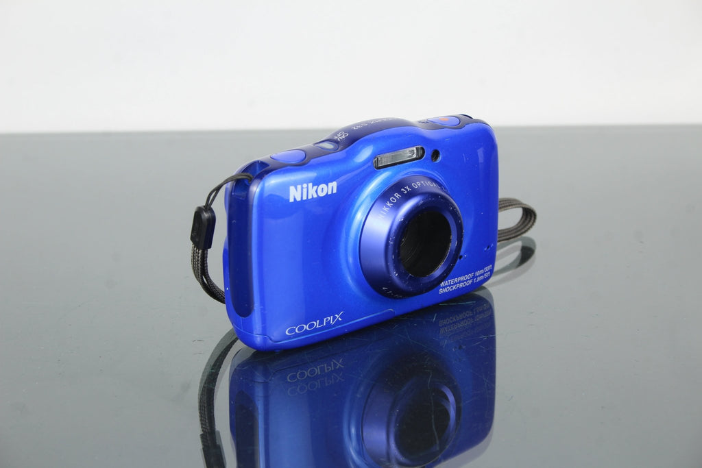 Nikon Coolpix S32 - Dutch|Thrift