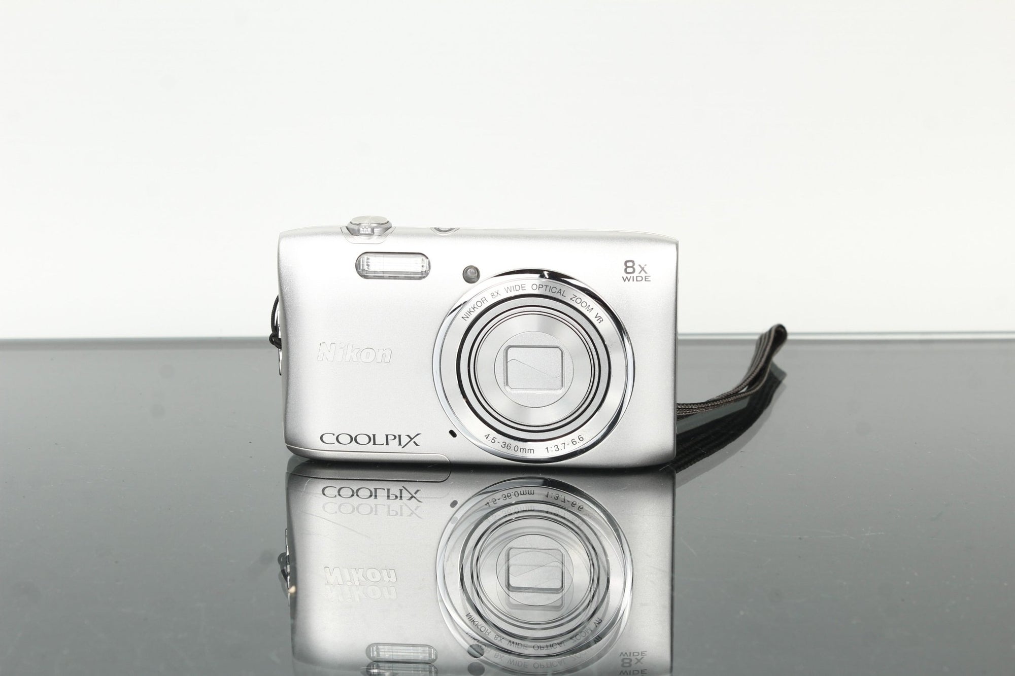 Nikon Coolpix S3600 - Dutch|Thrift