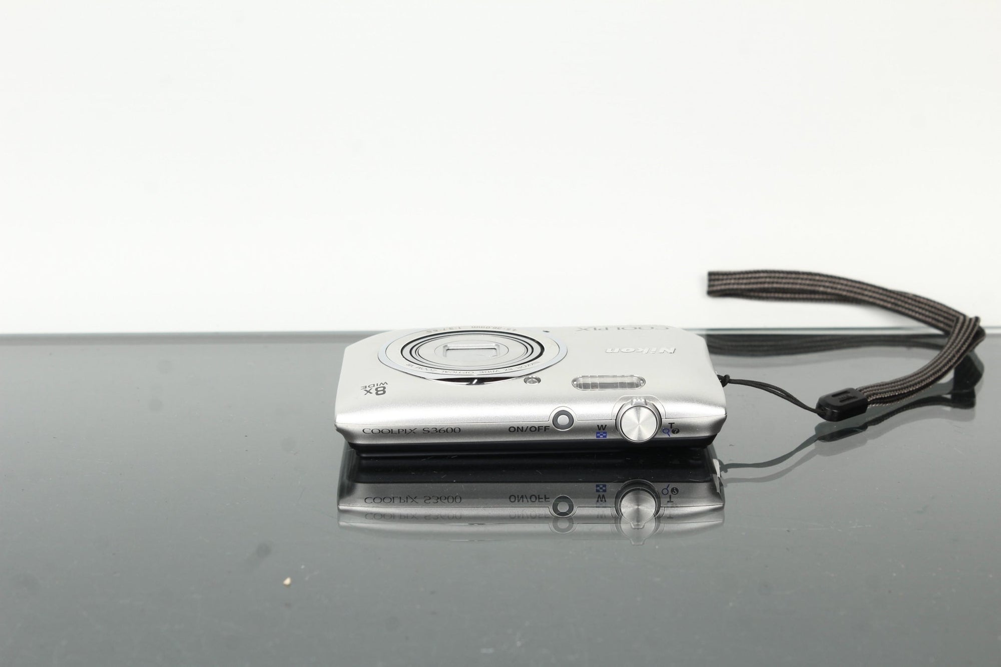 Nikon Coolpix S3600 - Dutch|Thrift