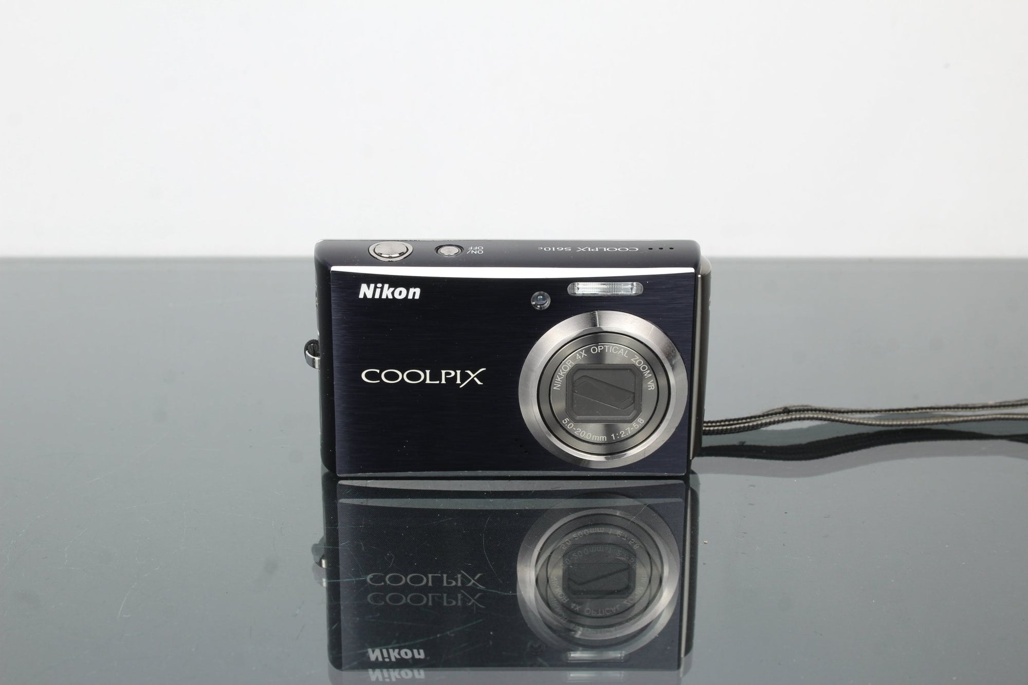 Nikon Coolpix S610 - Dutch|Thrift