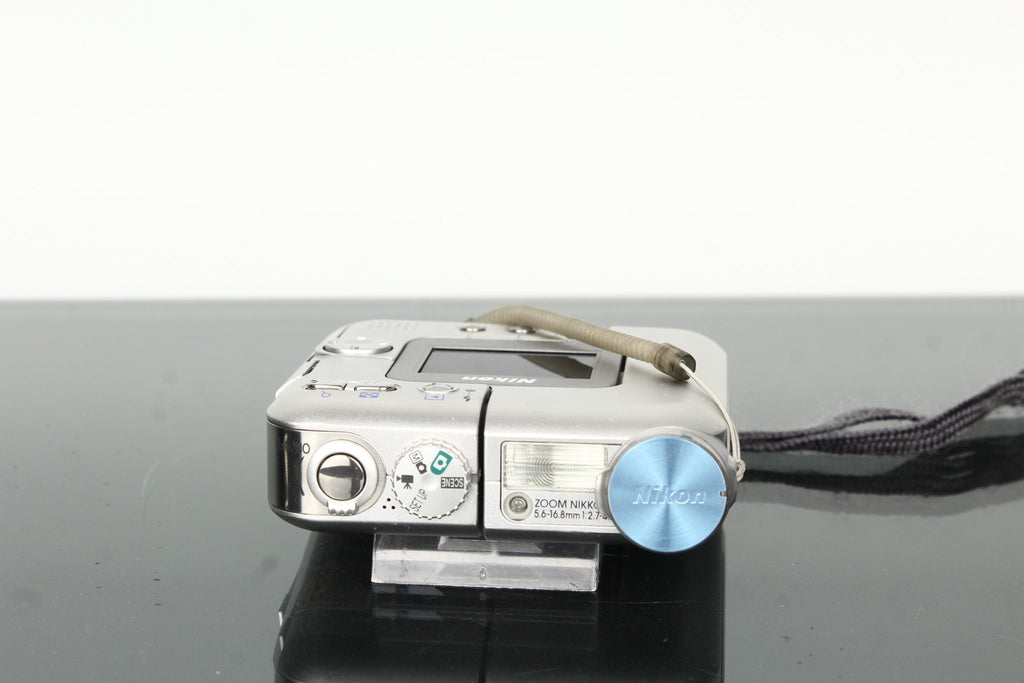 Nikon Coolpix SQ 2100/3100 - Dutch|Thrift