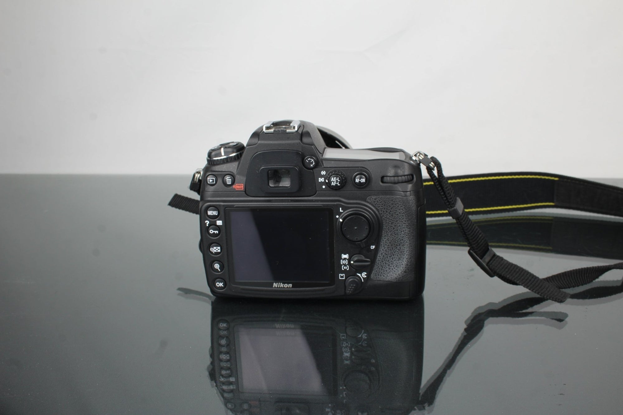 Nikon D300 + 18 - 200mm 1:3.5 - 5.6 G ED DX VR lens - Dutch|Thrift