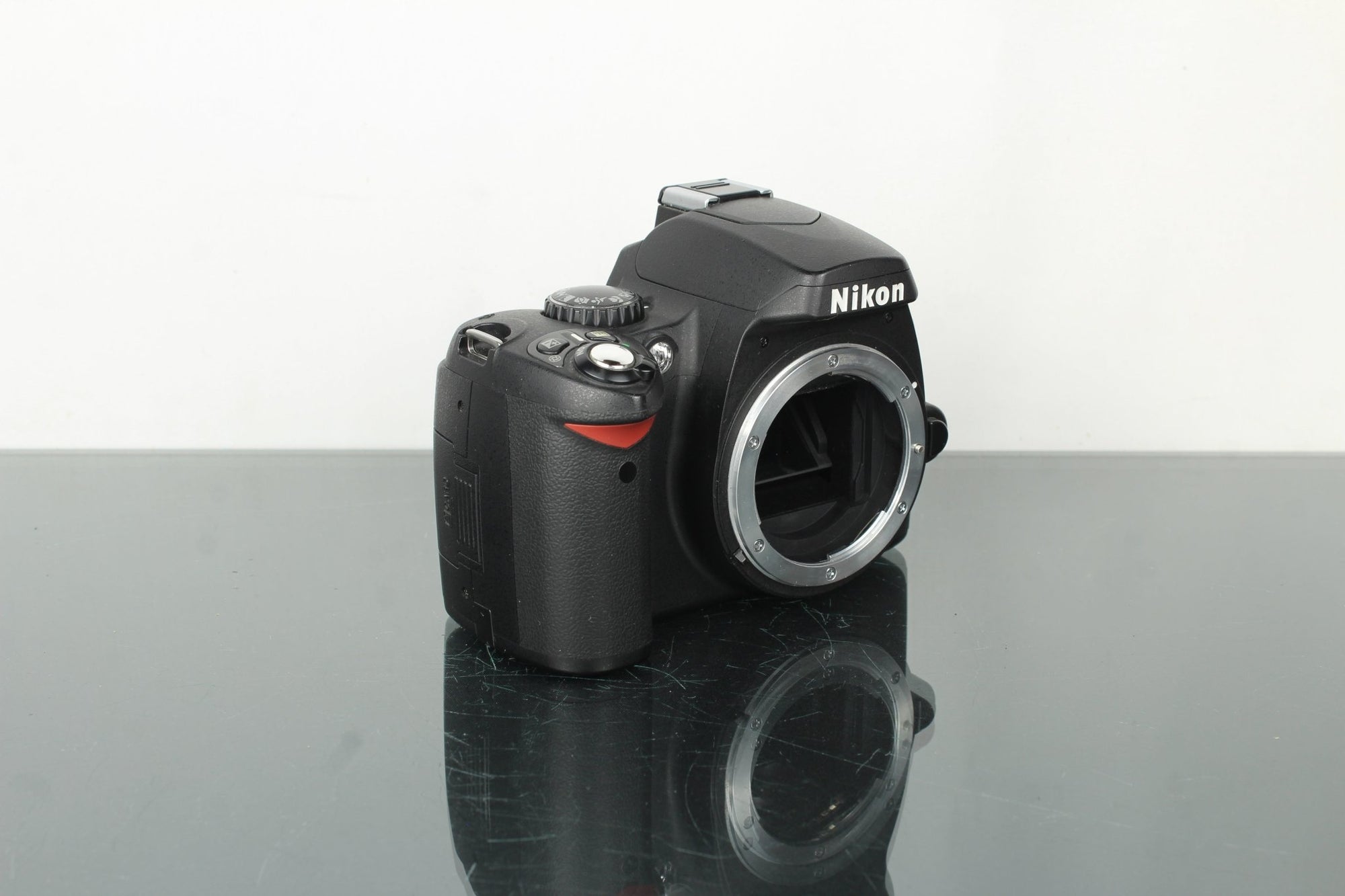 Nikon D40 X + AF - S DX Zoom - Nikkor 18 - 55mm F/3.5 - 5.6G ED II - Dutch|Thrift