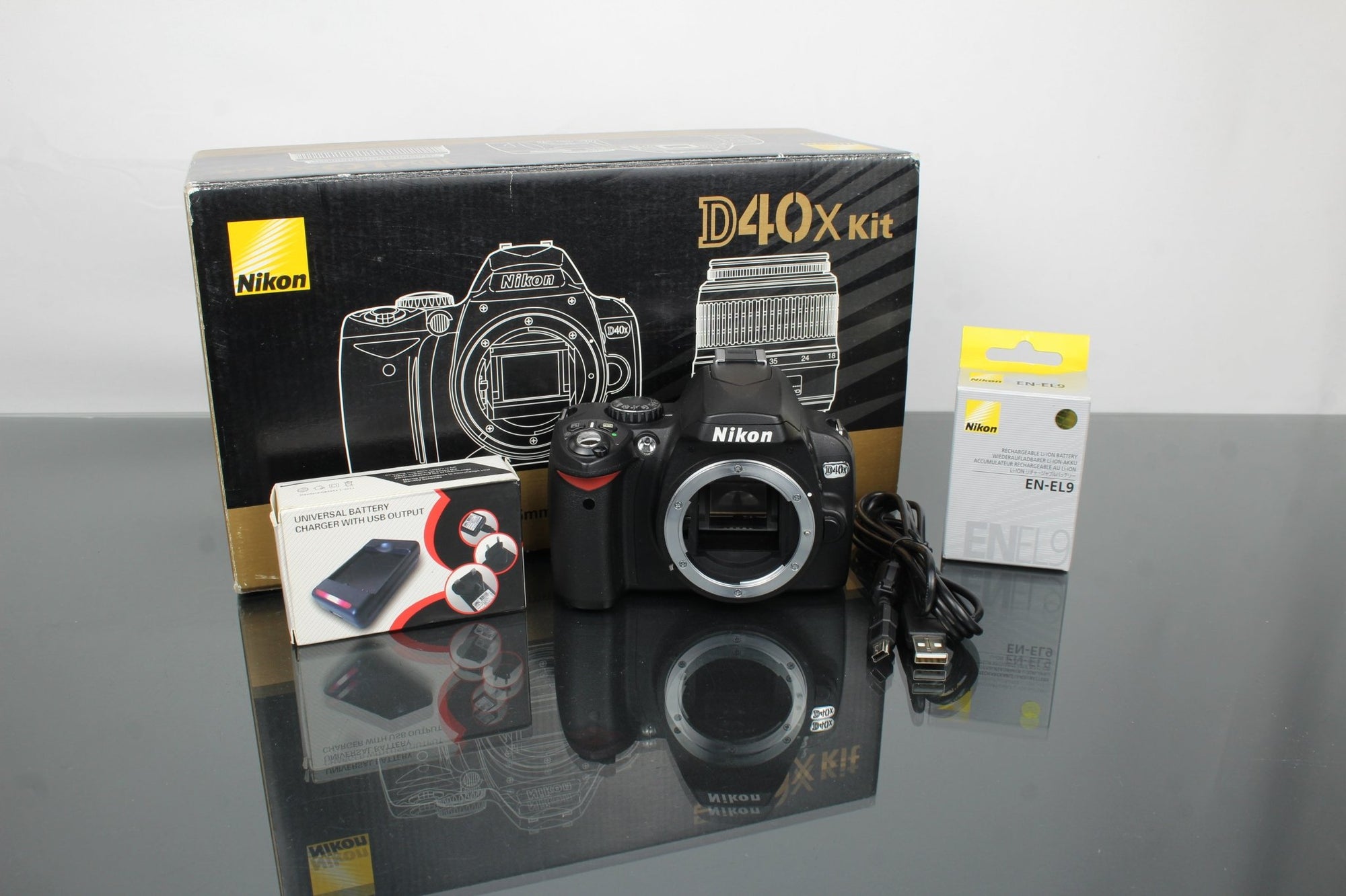Nikon D40x - Dutch|Thrift