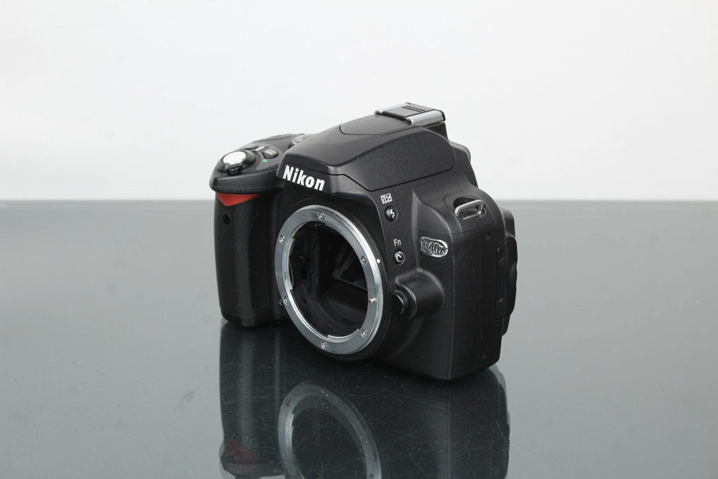 Nikon D40x - Dutch|Thrift