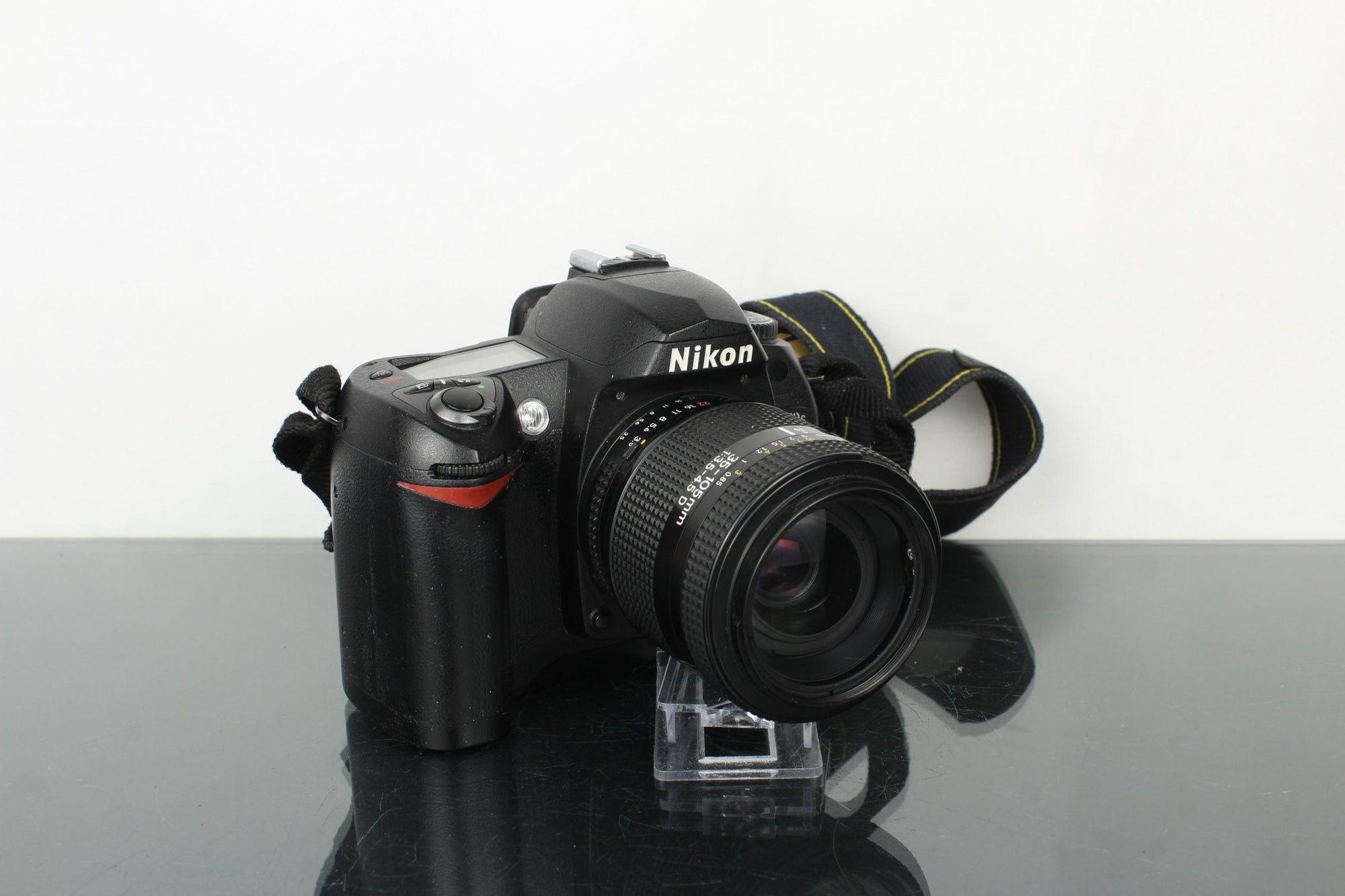 Nikon D70s - Dutch|Thrift