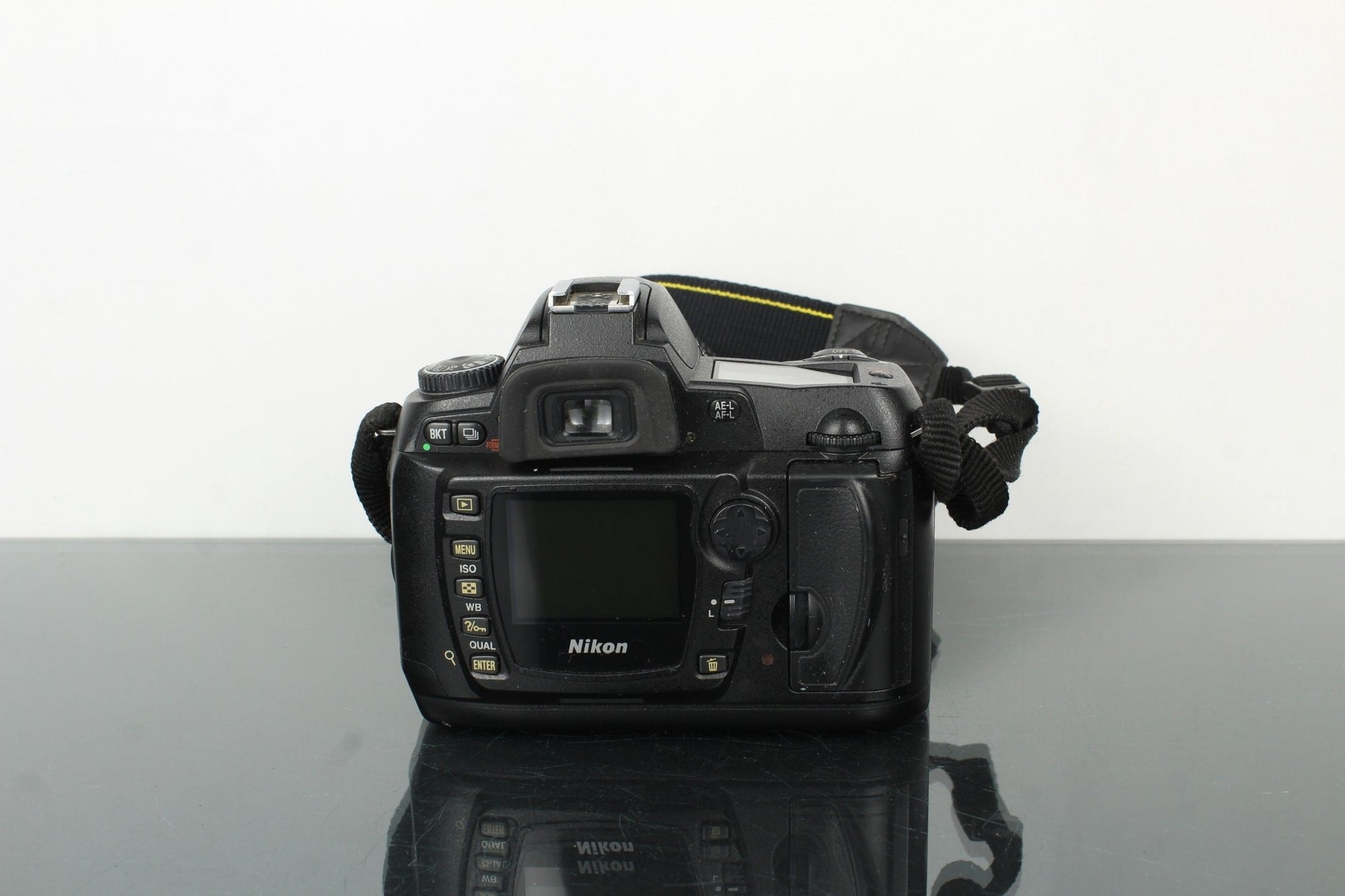 Nikon D70s - Dutch|Thrift