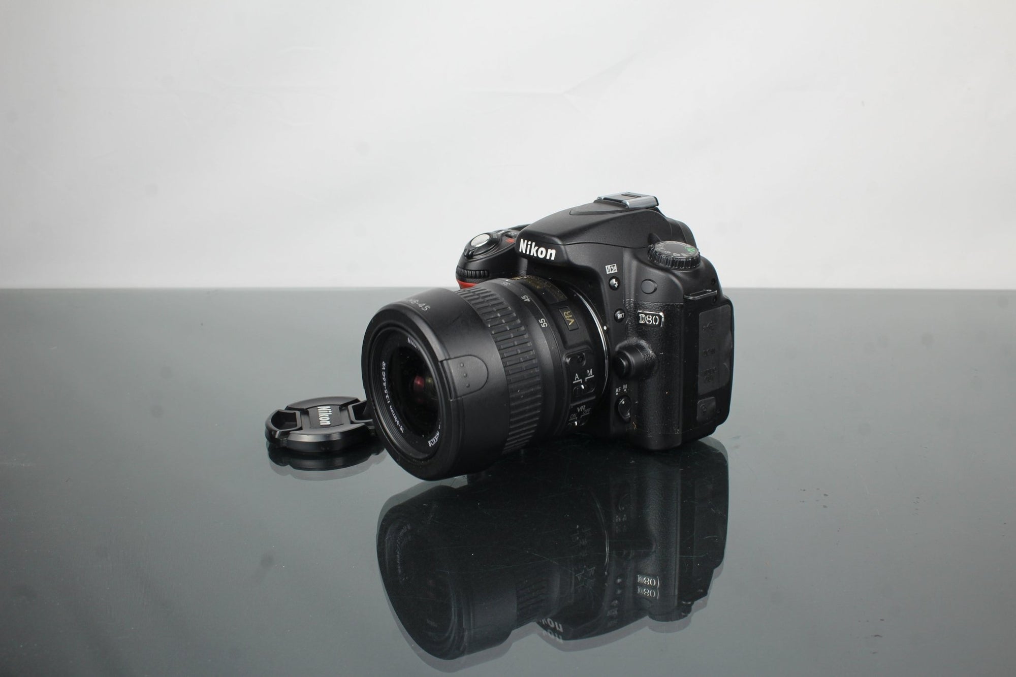 Nikon D80 + 18 - 55mm 1:3.5 - 5.6G VR lens - Dutch|Thrift