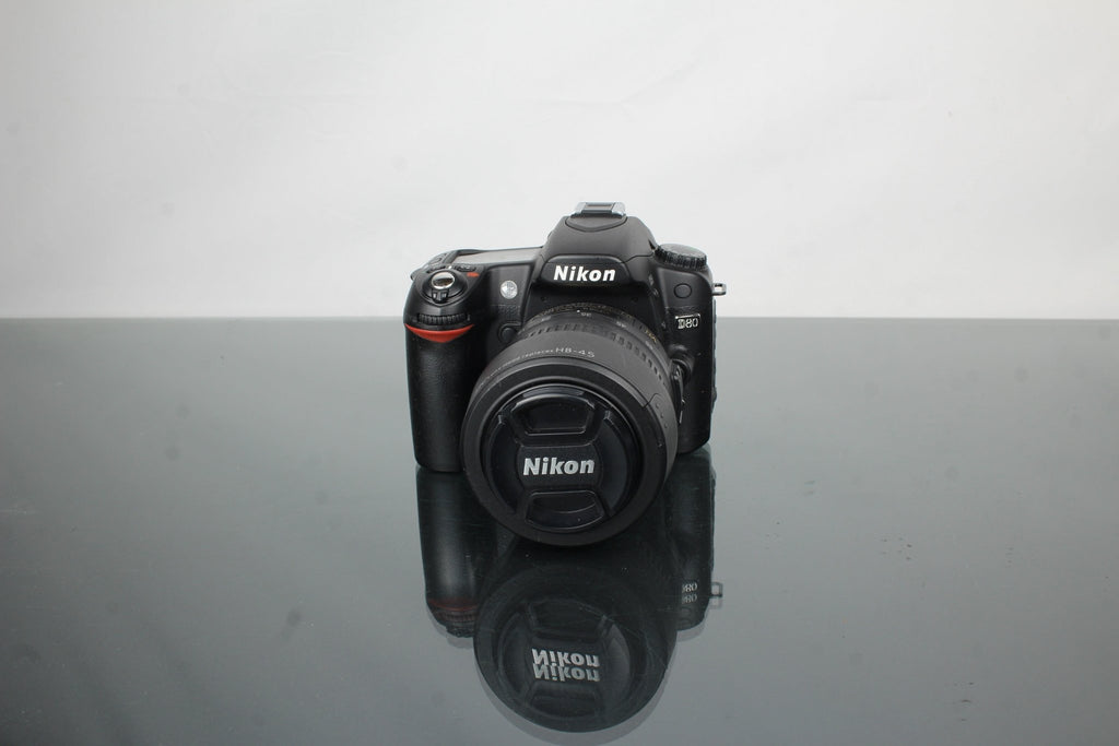 Nikon D80 + 18 - 55mm 1:3.5 - 5.6G VR lens - Dutch|Thrift