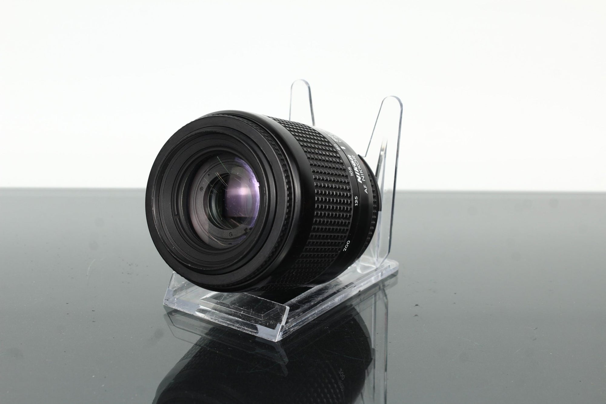 Nikon D80 + Nikon AF Nikkor 80 - 200mm f/4.5 - 5.6 - Dutch|Thrift