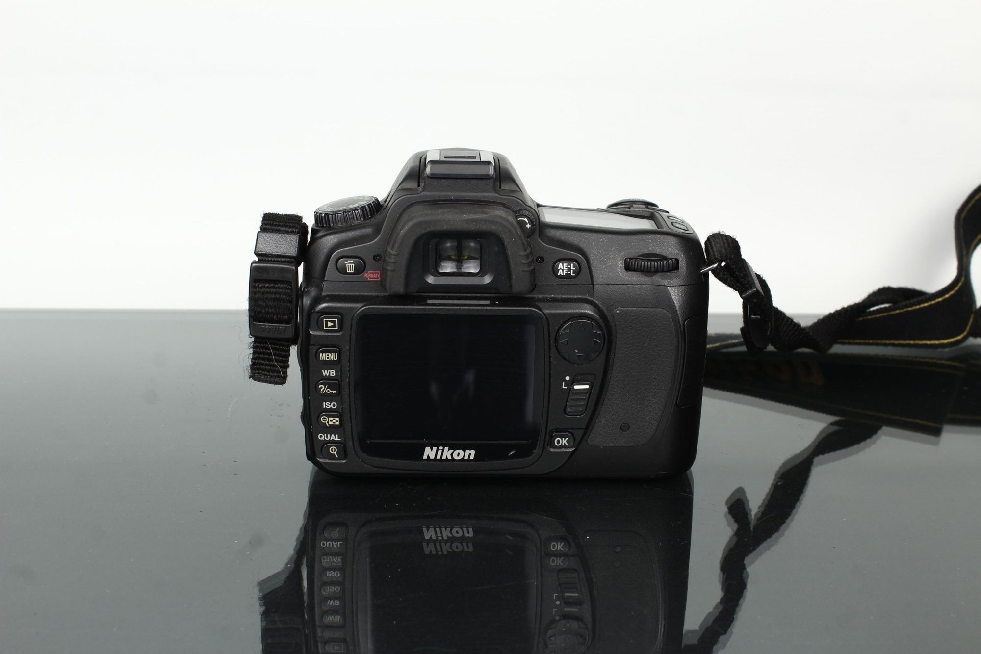 Nikon D80 + Nikon AF Nikkor 80 - 200mm f/4.5 - 5.6 - Dutch|Thrift