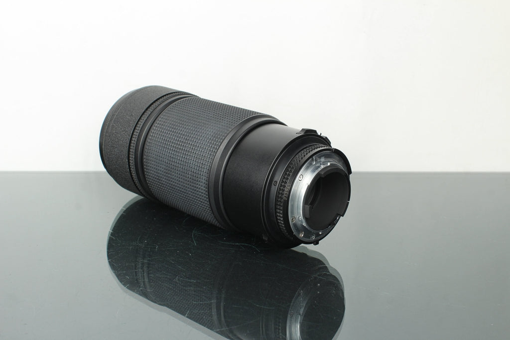 Nikon ED AF Nikkor 80 - 200mm 1:2.8 Nikon F - mount - Dutch|Thrift