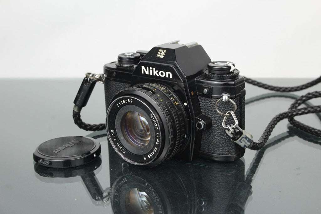 Nikon EM + 50mm 1.8 Nikon lens - Dutch|Thrift