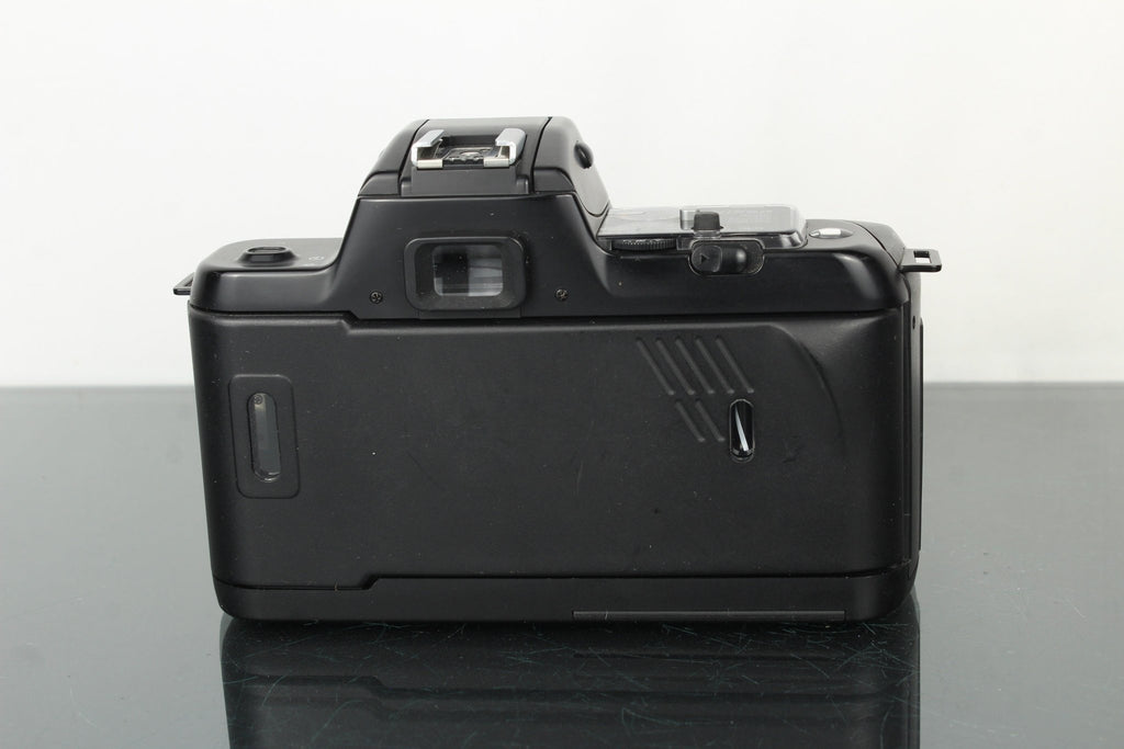 Nikon F - 401s - Dutch|Thrift