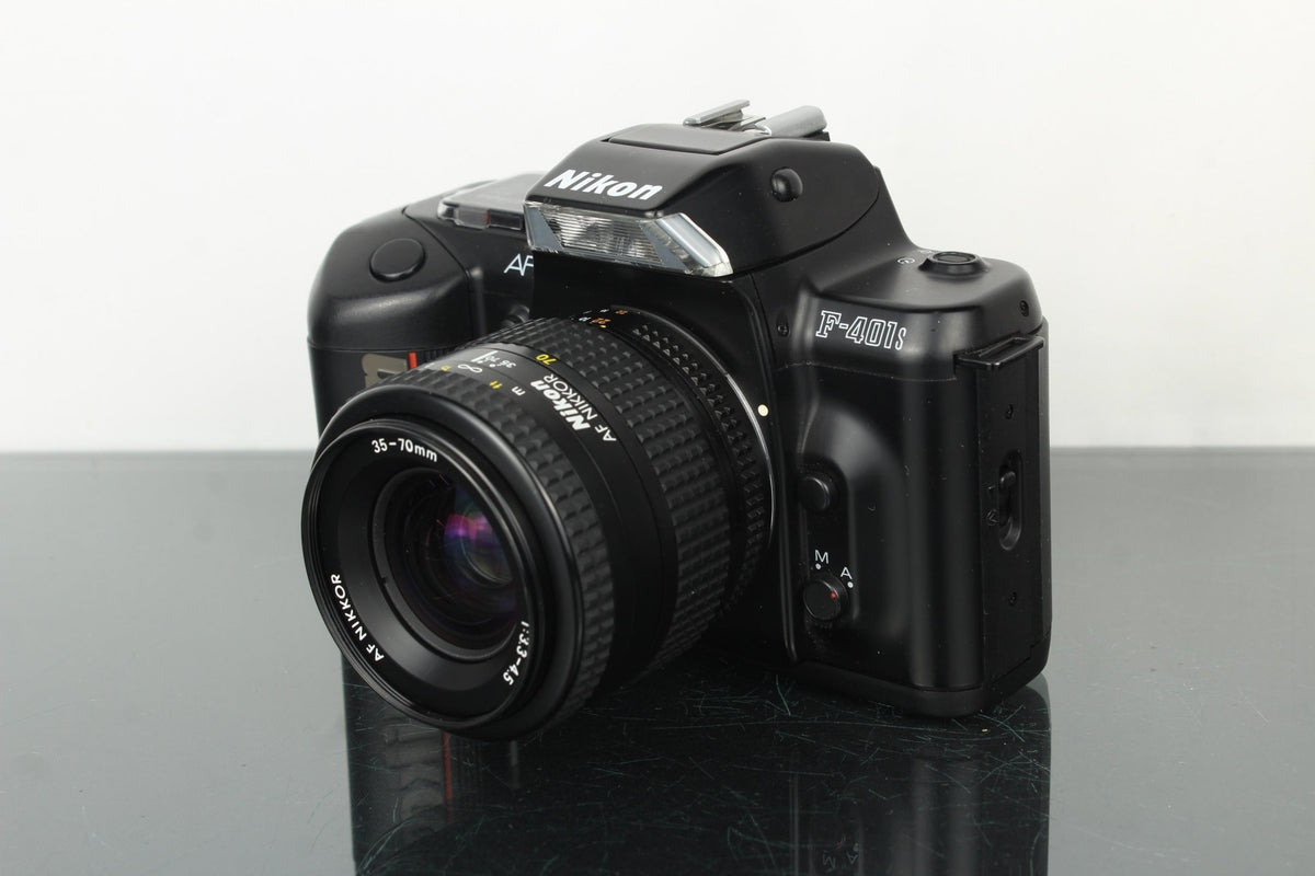 Nikon F - 401s - Dutch|Thrift