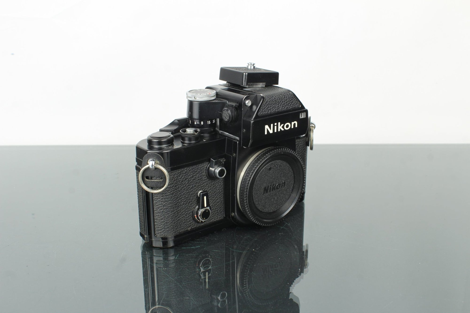 Nikon F2 + 28mm 3.5 Nikkor lens (F - mount) - Dutch|Thrift