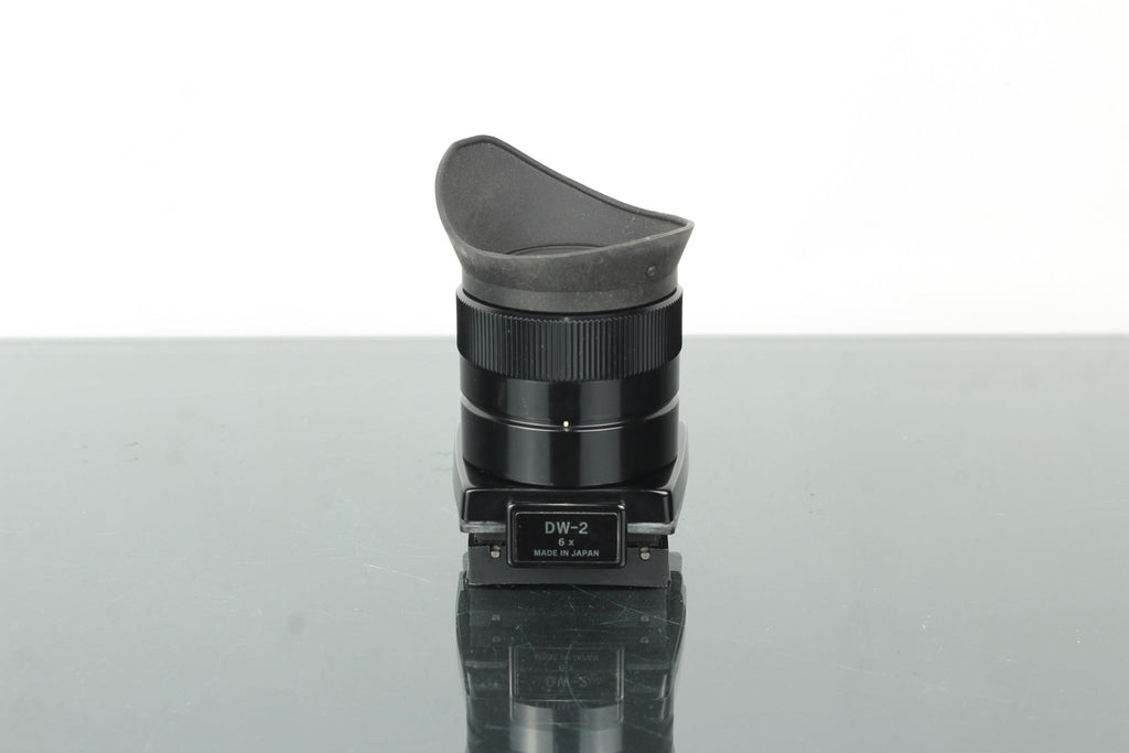 Nikon F2 + 28mm 3.5 Nikkor lens (F - mount) - Dutch|Thrift