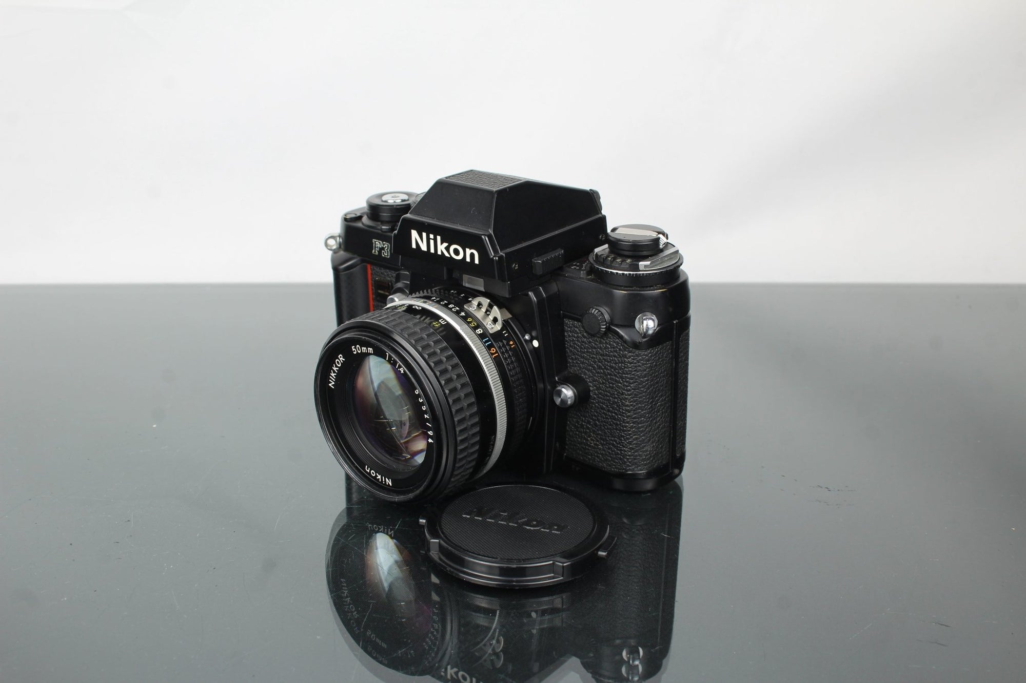 Nikon F3 + Nikkor 50mm 1:1.4 lens - Dutch|Thrift