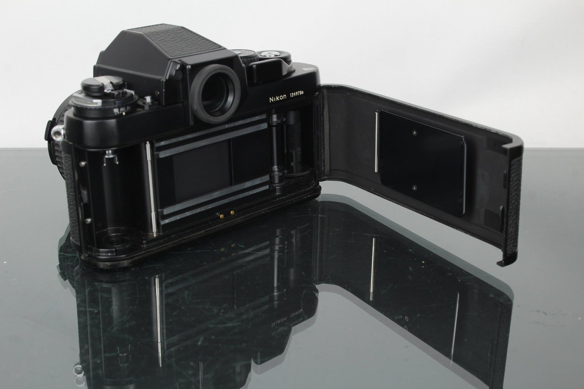 Nikon F3 + Nikkor 50mm 1:1.4 lens - Dutch|Thrift