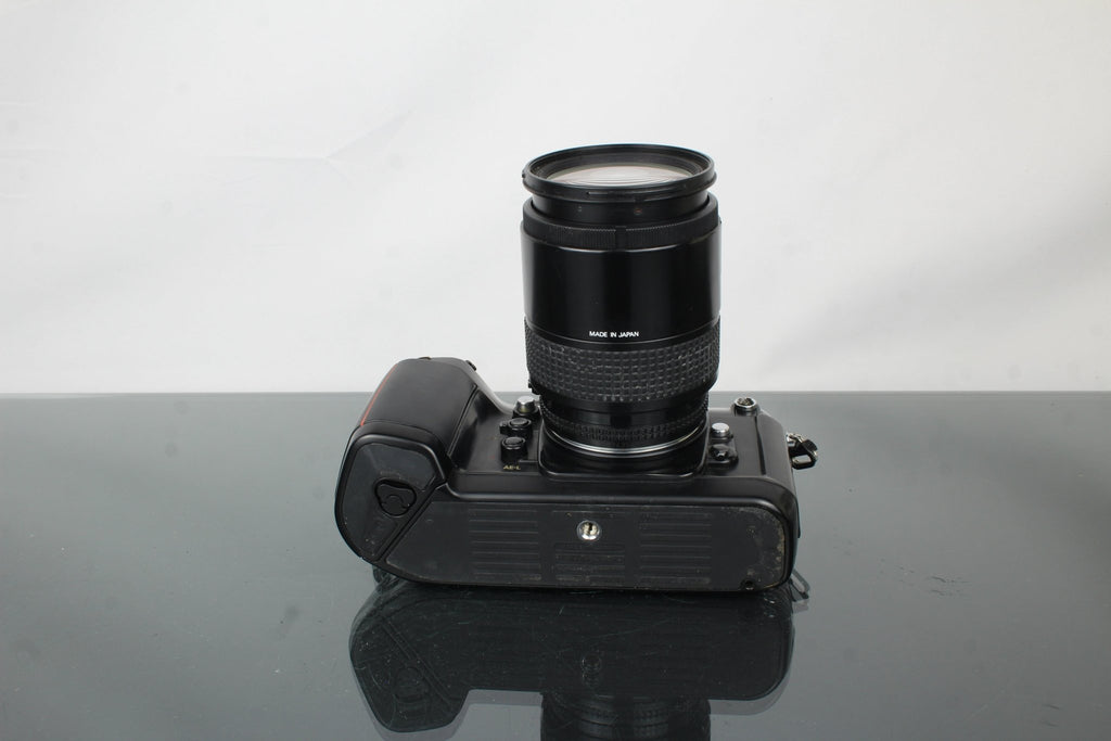Nikon F4 + AF Nikkor 35 - 135mm 1:3.5 - 4.5 (Nikon F mount) - Dutch|Thrift