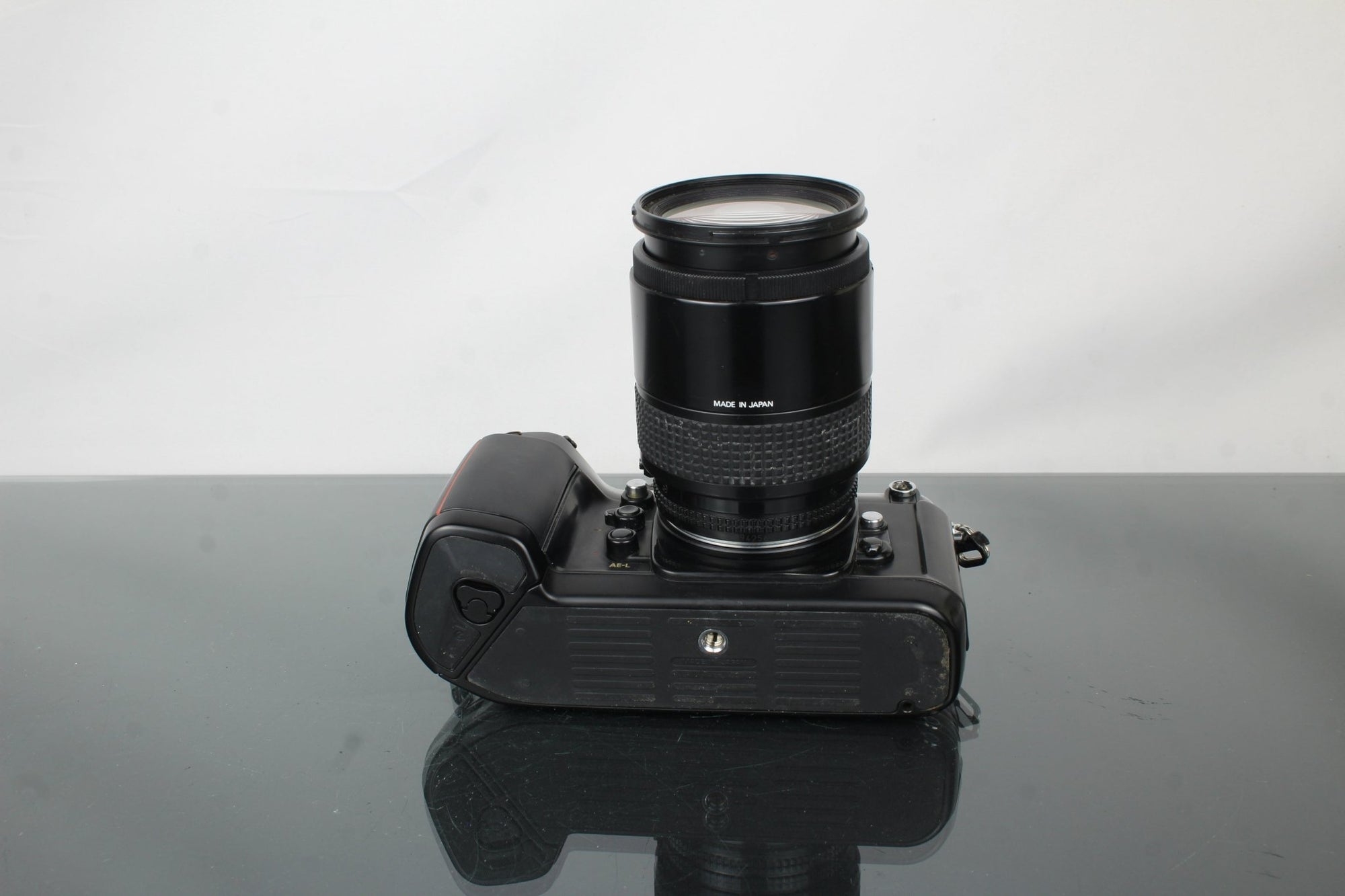 Nikon F4 + AF Nikkor 35 - 135mm 1:3.5 - 4.5 (Nikon F mount) - Dutch|Thrift