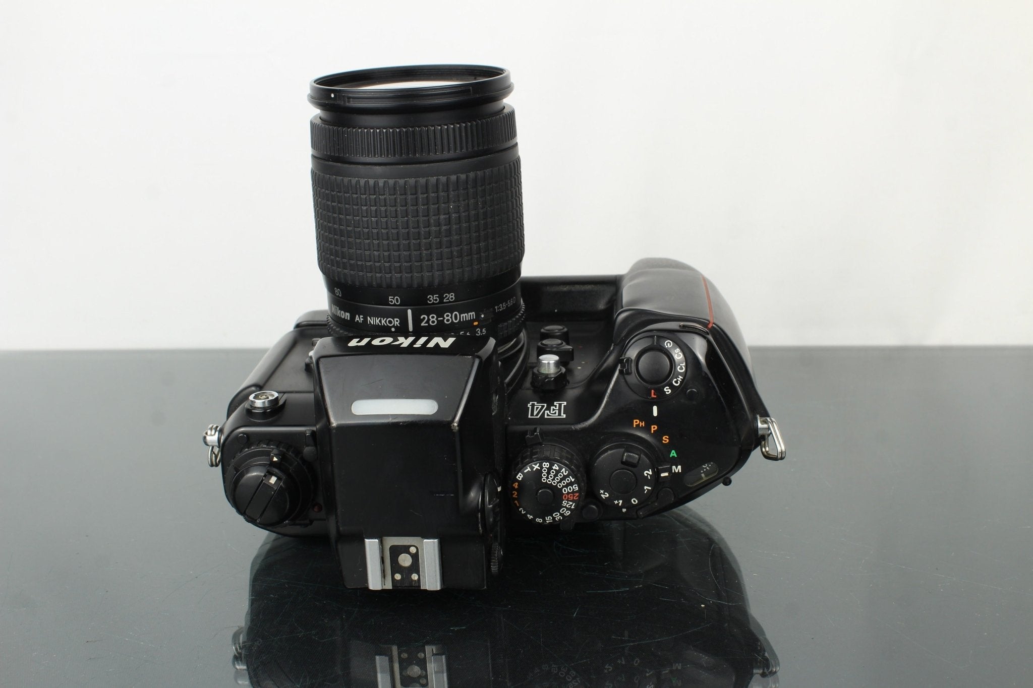 Nikon F4 MB-21 35mm Film SLR Camera Kit w/ 28-80mm AF Lens – Dutch