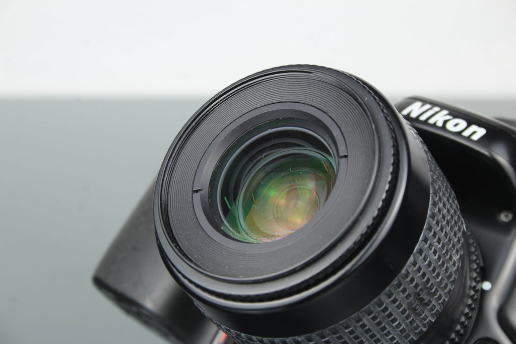 Nikon F50 + 35 - 80mm Nikon lens - Dutch|Thrift