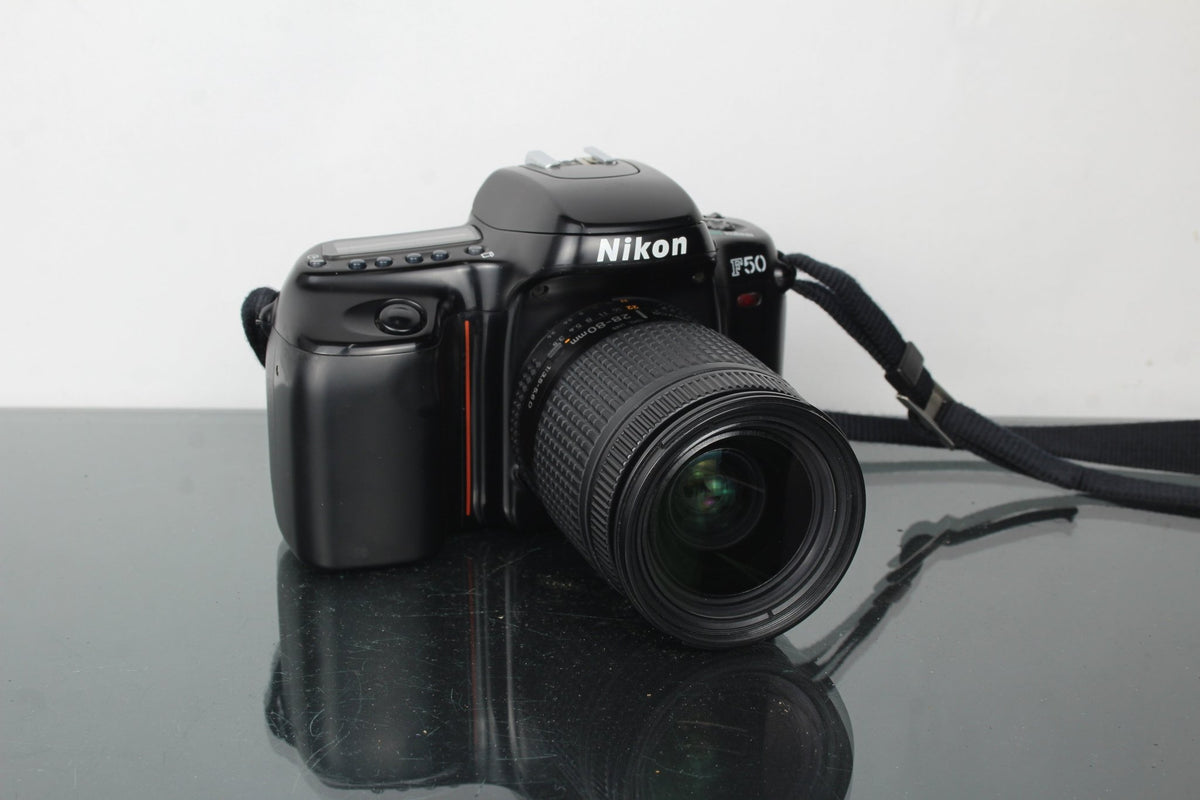 Nikon F50 + Nikkor 28 - 80mm 1:3.5 - 5.6 D lens - Dutch|Thrift