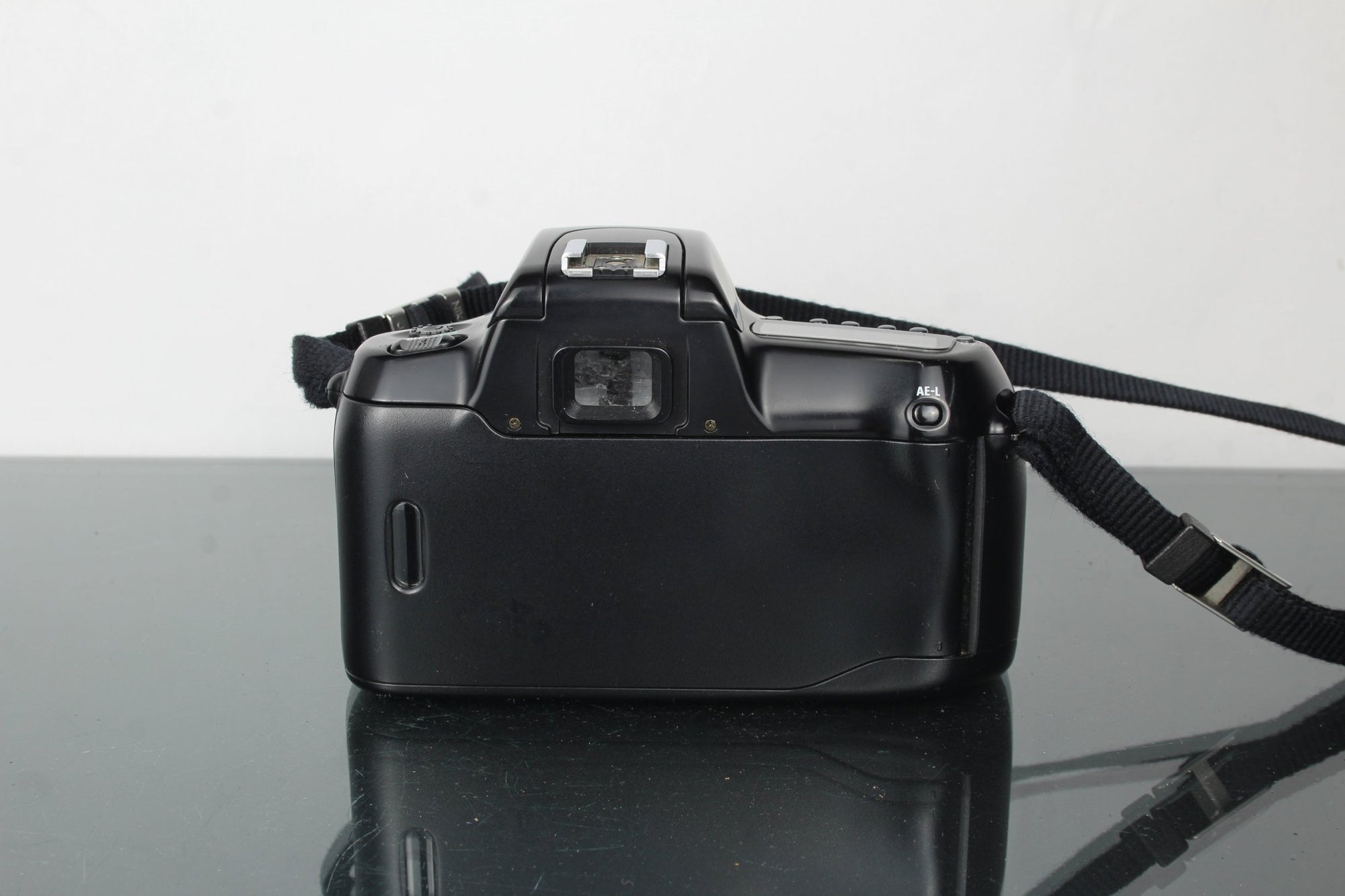 Nikon F50 + Nikkor 28 - 80mm 1:3.5 - 5.6 D lens - Dutch|Thrift