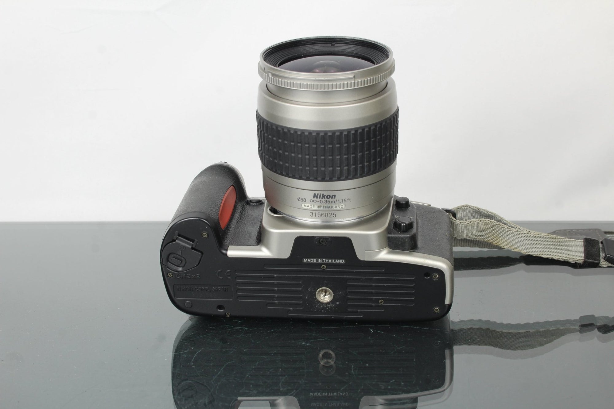 Nikon F65 + AF Nikkor 28 - 80mm 3.5 - 5.6 lens (Nikon F mount) - Dutch|Thrift