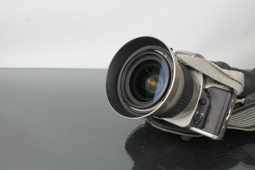 Nikon F65 + Nikkor 28 - 80mm 1:3.3 - 5.6 - Dutch|Thrift