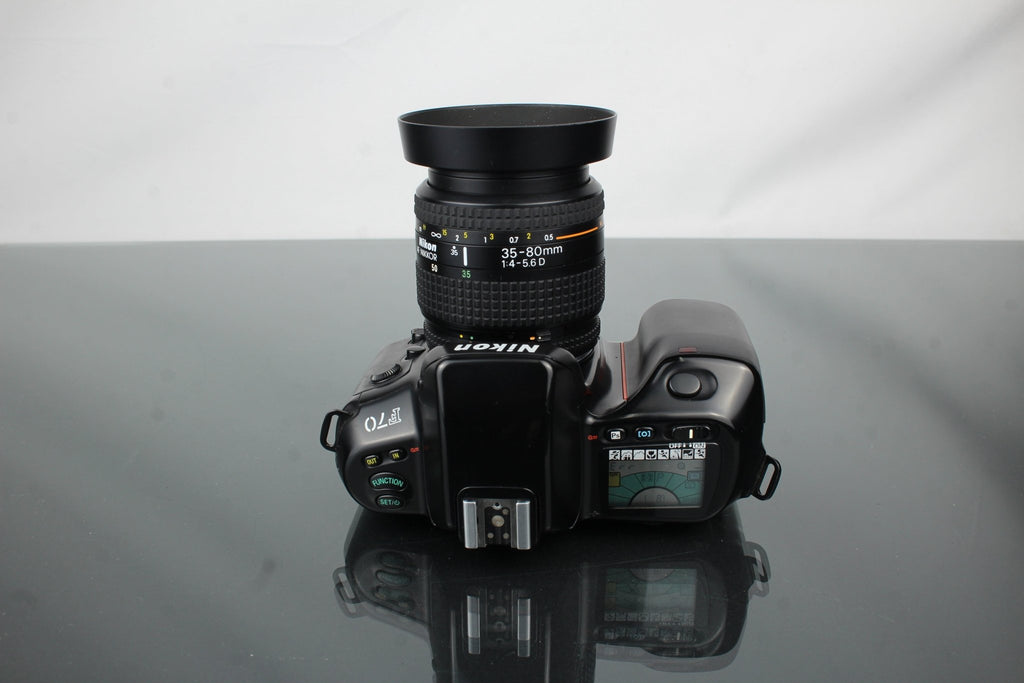 Nikon F70 + Nikkor 35 - 80mm 1:4 - 5.6 D lens - Dutch|Thrift