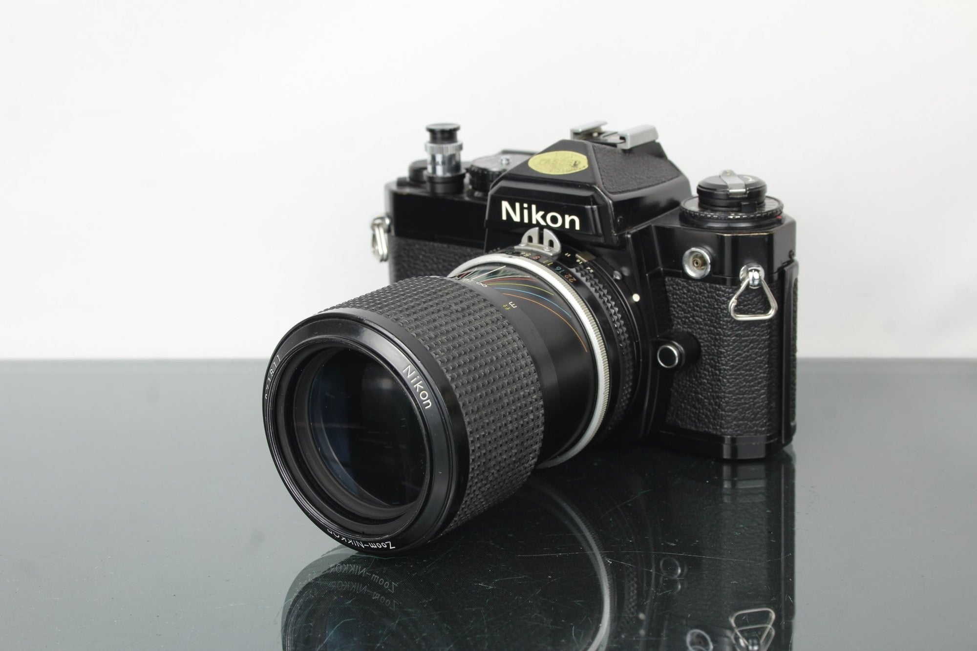 Nikon FE + Nikkor 43 - 86mm 1:3.5 lens - Dutch|Thrift
