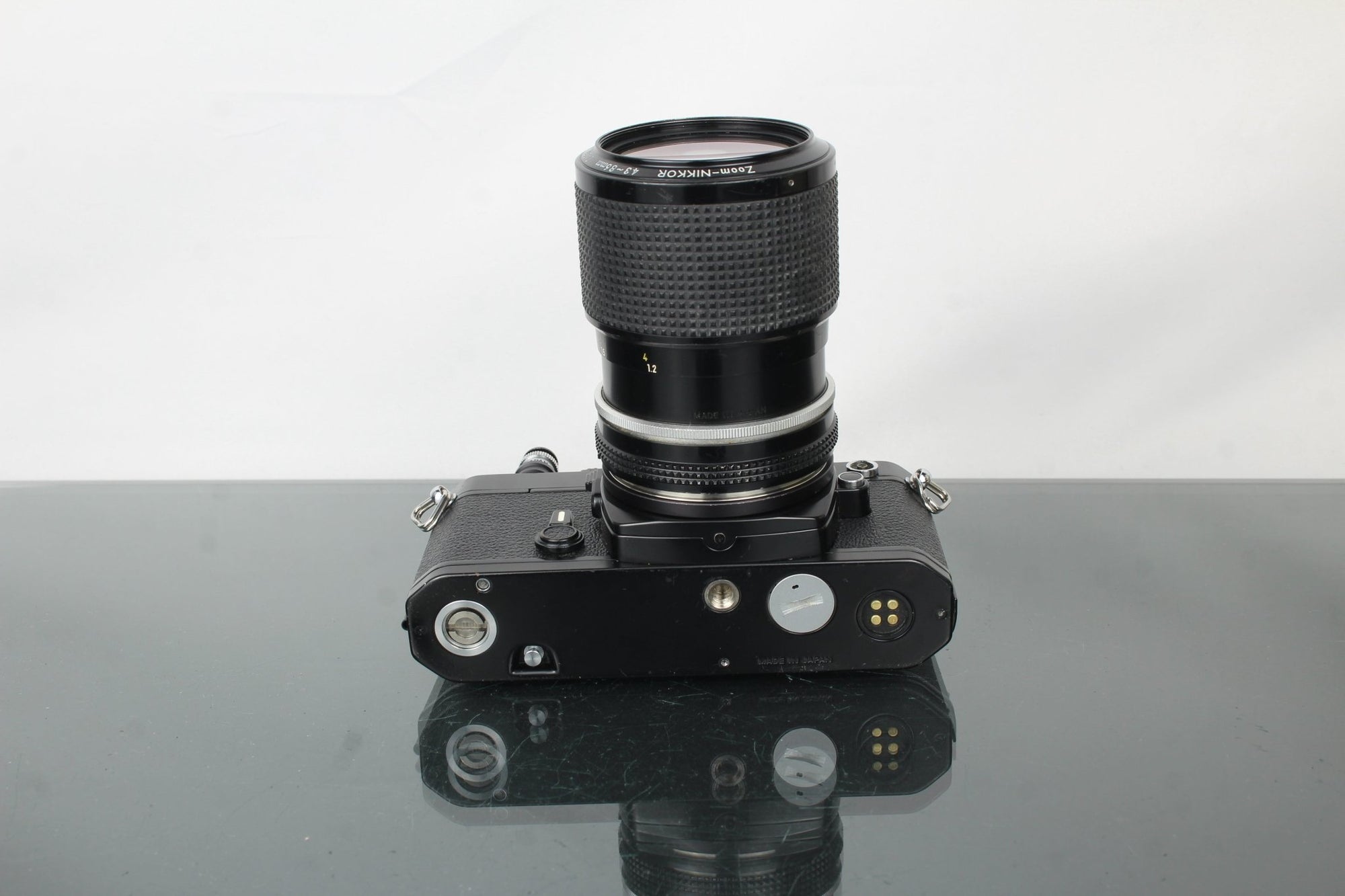 Nikon FE + Nikkor 43 - 86mm 1:3.5 lens - Dutch|Thrift