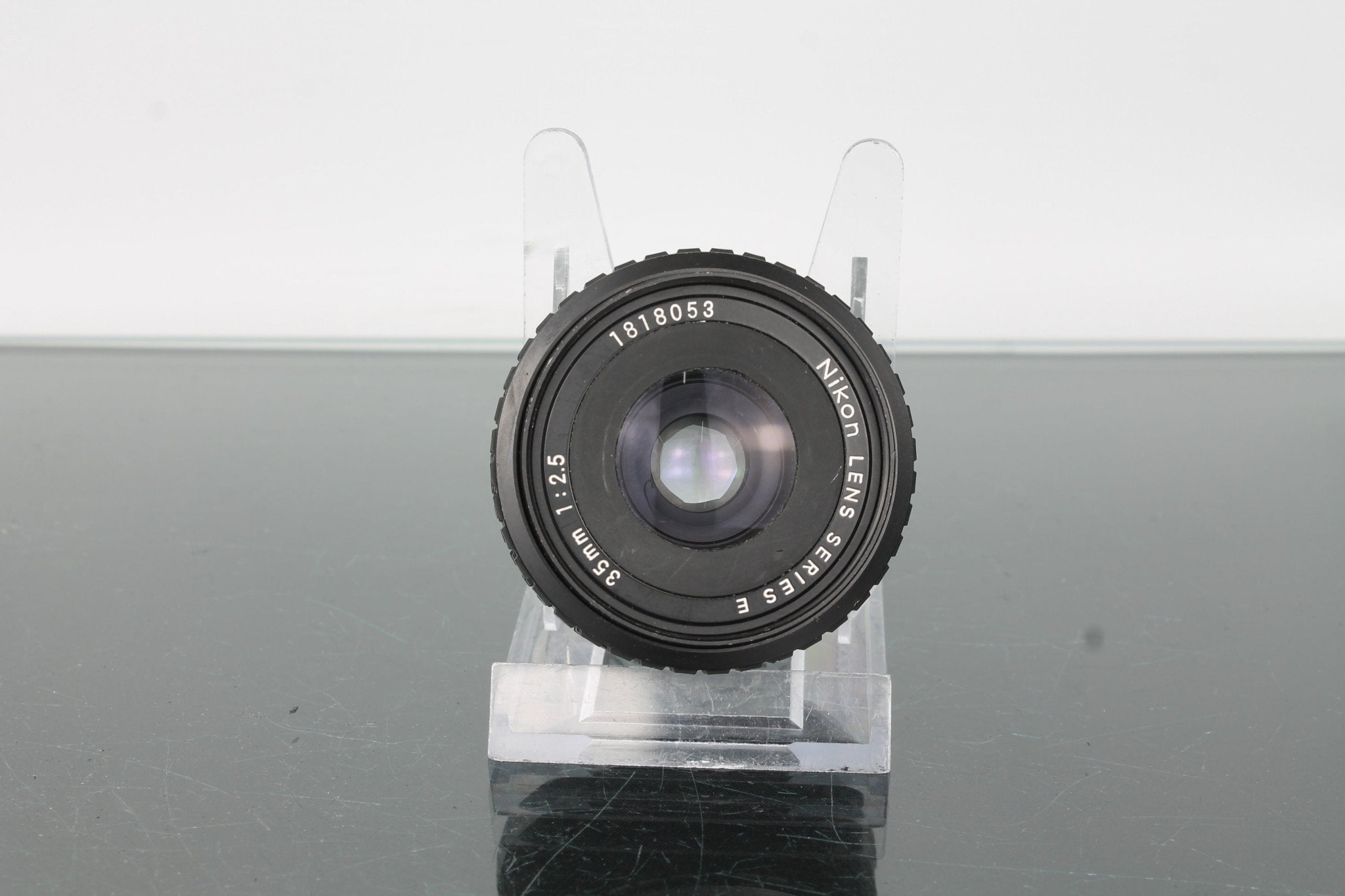 Nikon LENS SERIES E 35mm f/2.5 レンズ 1:2.5 Lente Nikon NIKKOR SÉRIE E 35mm f/2.5 de Foco Manual – Dutch|Thrift