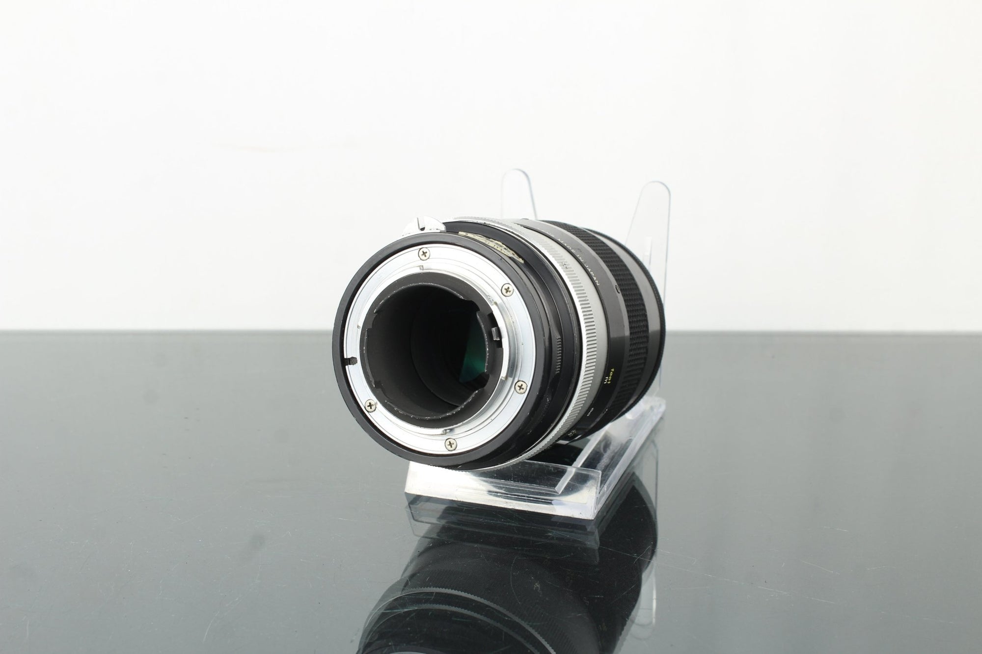 Nikon Nikkor 1:2.8 F=135mm F Mount - Dutch|Thrift