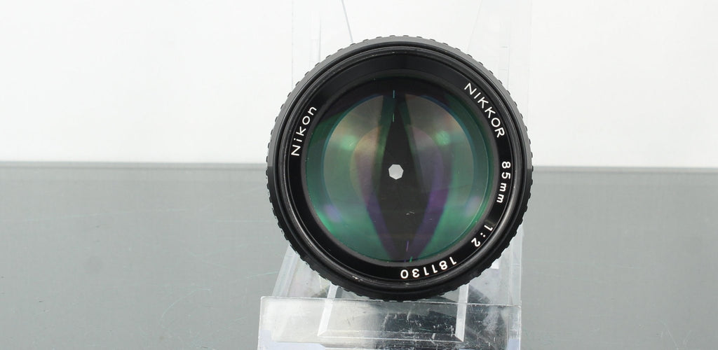 Nikon Nikkor 85mm 1:2 Nikon F Mount - Dutch|Thrift