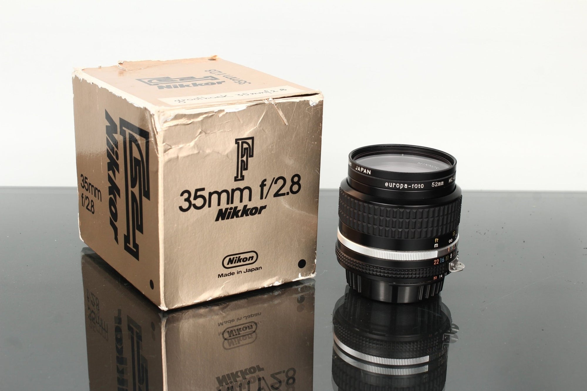 Nikon Nikkor F 35mm 1:2.8 - Dutch|Thrift